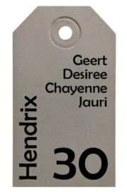 betonnen naambord label