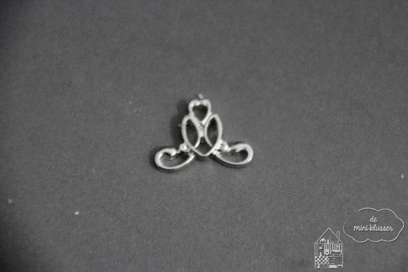 Metalen ornamentjes zilver
