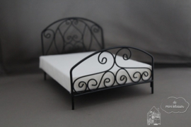 Zwart bed