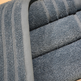 Organische badhanddoek Jeansblauw 70 x 140 cm - 600 gram