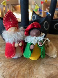Sint en piet met pakjesboot (verkocht)