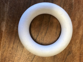 ring van piepschuim 12cm doorsnee