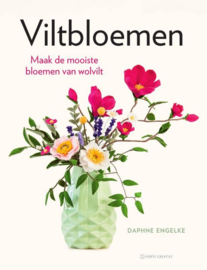 Viltbloemen van Daphne Engelke
