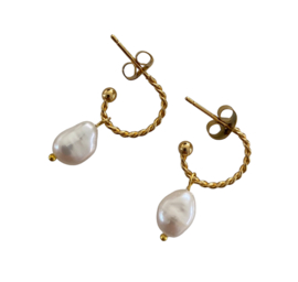 Bybjor Pearl & Twisted Hoop Earrings