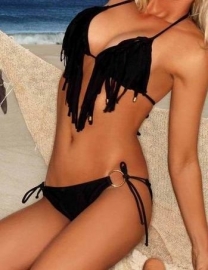 Zwarte fringe bikini.