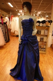 Strapless jurk B112