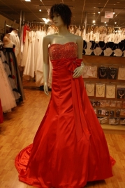 Strapless bruidsjurk met sleepje PSF - 112900 rood