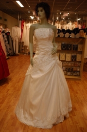Mooie strapless jurk met glittertjes 9816