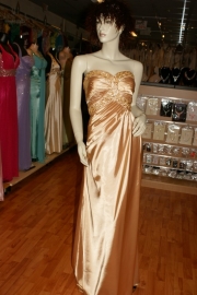 Hartvorm strapless galajurk SYR  M0029 goud