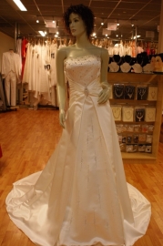 Strapless ivoor bruidsjurk ( Nr. PSF -1014 )