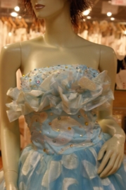 Strapless lichte blauwe baljurk  ( Nr. XNE-424 )