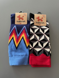 Ballonet cadeauset - 2 paar sokken met cadeau verpakking -  mt 41 - 46 grijs,zwart, offwhite en rood