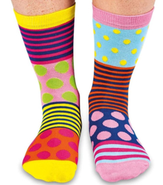 united Oddsocks - Mismatched sokken - Cadeaudoos met 6 vrolijke sokken Polka Face  - maat  37 tot 42