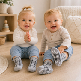Antislip kindersokken grijs geruit TEAM maat 18-23