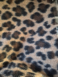 Dames sjaal panterprint camel – 70% viscose
