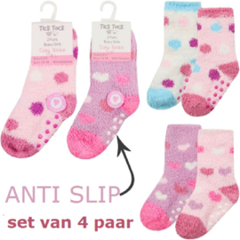 Anti slip fluffy sokjes - set van 4 paar - maat 15-18