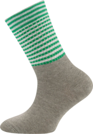 Set van 2 paar sokken - Wit met Blauw en Grijs met groene strepen - maat 35/38