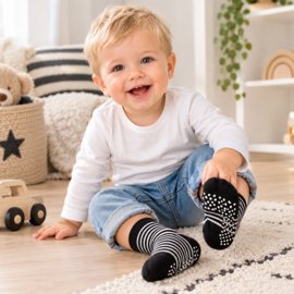 Antislip kindersokken zwart wit gestreept BASIC maat 18-23