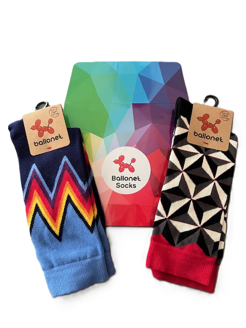 Ballonet cadeauset - 2 paar sokken met cadeau verpakking -  mt 41 - 46 grijs,zwart, offwhite en rood