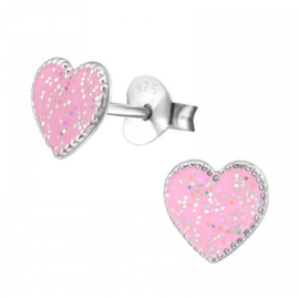 Zilveren hartjes oorbellen knopjes roze met glitters