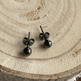 Zweerknopjes zwart bolletjes oorsteker Rvs 5 mm