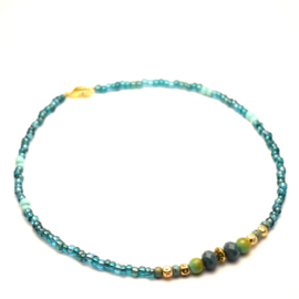 Korte kralen ketting dames turquoise & goud