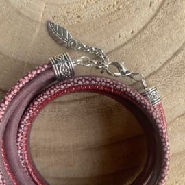 Bordeaux rode wikkelarmband dames met bedels
