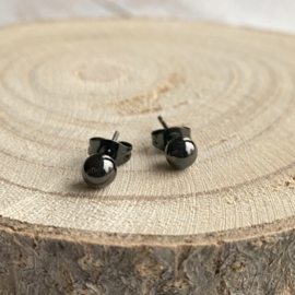 Zweerknopjes zwart bolletjes oorsteker Rvs 5 mm