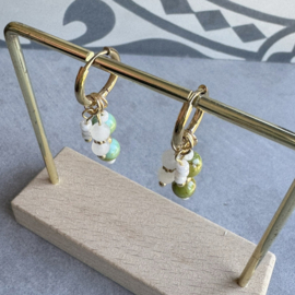 Oorringen Goud Rvs 12 mm met hangers Turquoise en wit