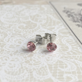 Rvs Oorknopjes zilver met roze kristallen