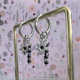 Oorringen Stainless Steel Zilver zwarte kralen hangers & bloemen bedeltje