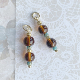 Rvs Bedels voor oorbellen met bruine en turquoise kraaltjes