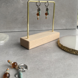 Oorringen Staal bedels Zilver bruine en turquoise kralen hangers