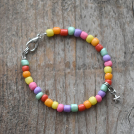 Regenboog kralen armband kinderen - 14 cm