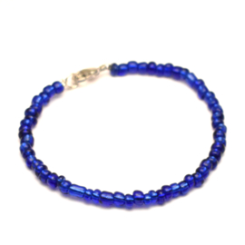 Kobalt blauwe kralen armband dames