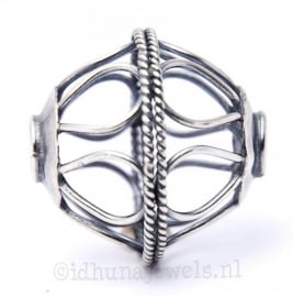 Bead Bali opengewerkt voor ketting 24 x 24 mm