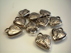 charm - metallic heart type 45 - 5 x 15 x 15 mm - 10 units - KEB024
