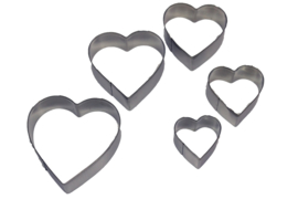 - NEW - cutter set - stainless steel - 5 pieces - Heart - USP005