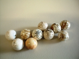 bead - cream melange - round - 12 mm - 10 units - KEB040