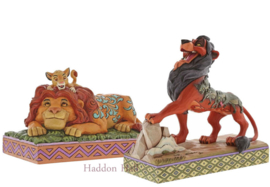 Lion King - Mufasa & SImba - Scar Set van 2 Jim Shore figurines retiring