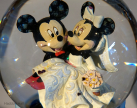 MICKEY & MINNIE "Happily Ever After" H18cm Jim Shore Waterbal 4059185 retired *