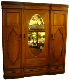 Kast Garderobekast Art Deco H203cm B185cm  Circa 1925 Gerestaureerd