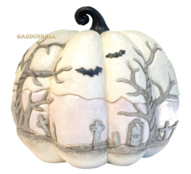 Pumpkin Scene "A Little Batty" H23cm Jim Shore 6016636 , retired .