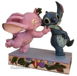 Stitch - Angel Kissing Stitch - Jim Shore 6008980  retired? *