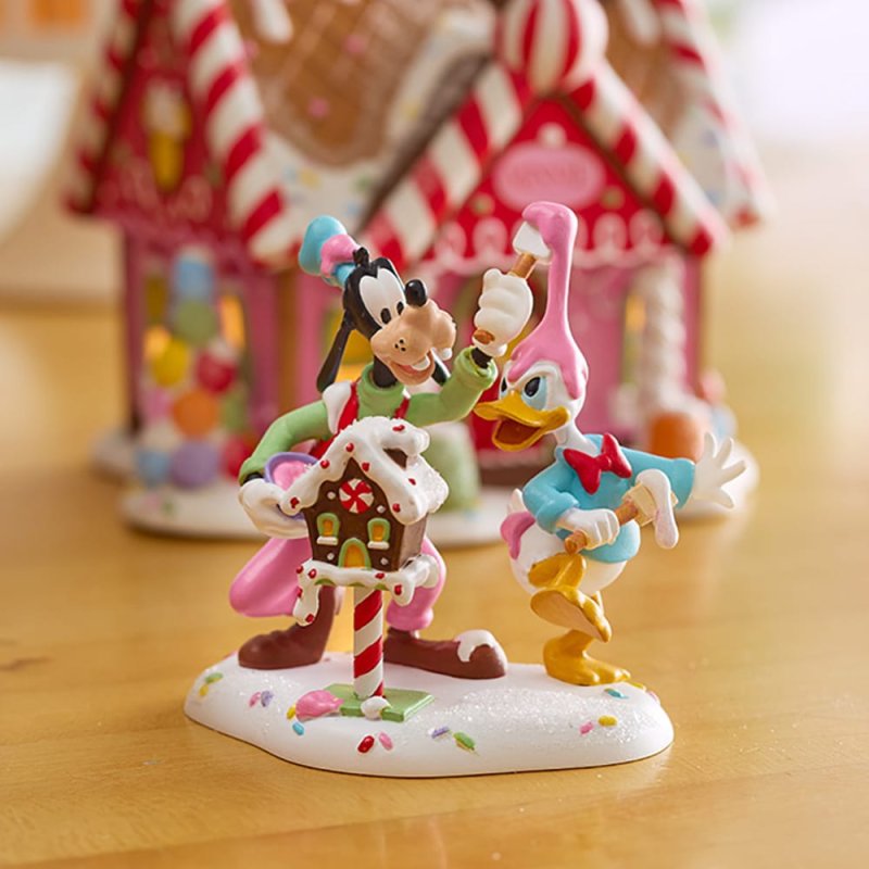 Goofy and Donald Make a Mess H8,5cm Disney by D56 6013665