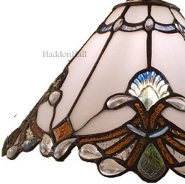 6185 *Tafellamp H43cm met Tiffany kap Ø31cm Seashell Cream