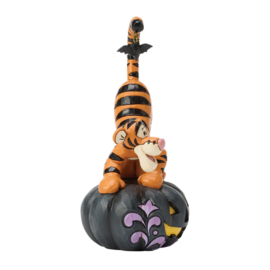 Tigger - "Bat-Tastic Fun" H14,5cm Jim Shore 6017944 , op voorraad