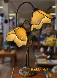 6048  Bureaulamp TafellampH57cm met 2 Tiffany kappen 21cmcm Wit Flower '
