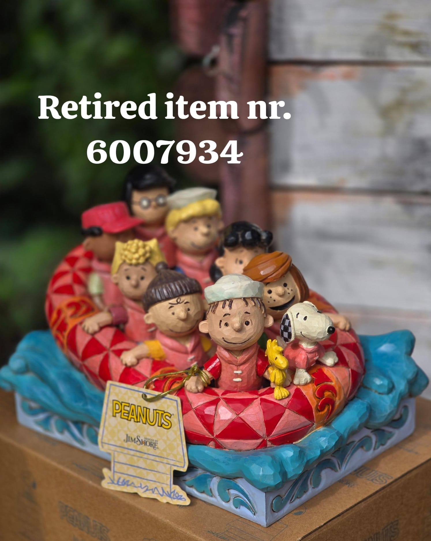 Snoopy "Adventures Await" Jim Shore 6007934 , made in 2020 and retired .