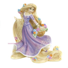 Rapunzel Princess Figurine Limited Edition H28cm English Ladies ELGEDP11101